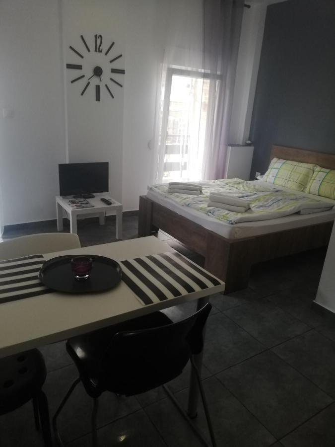 Apartment By The Sea,Neoi Epivates Beach, Thessaloniki Неи-Эпиватай Экстерьер фото