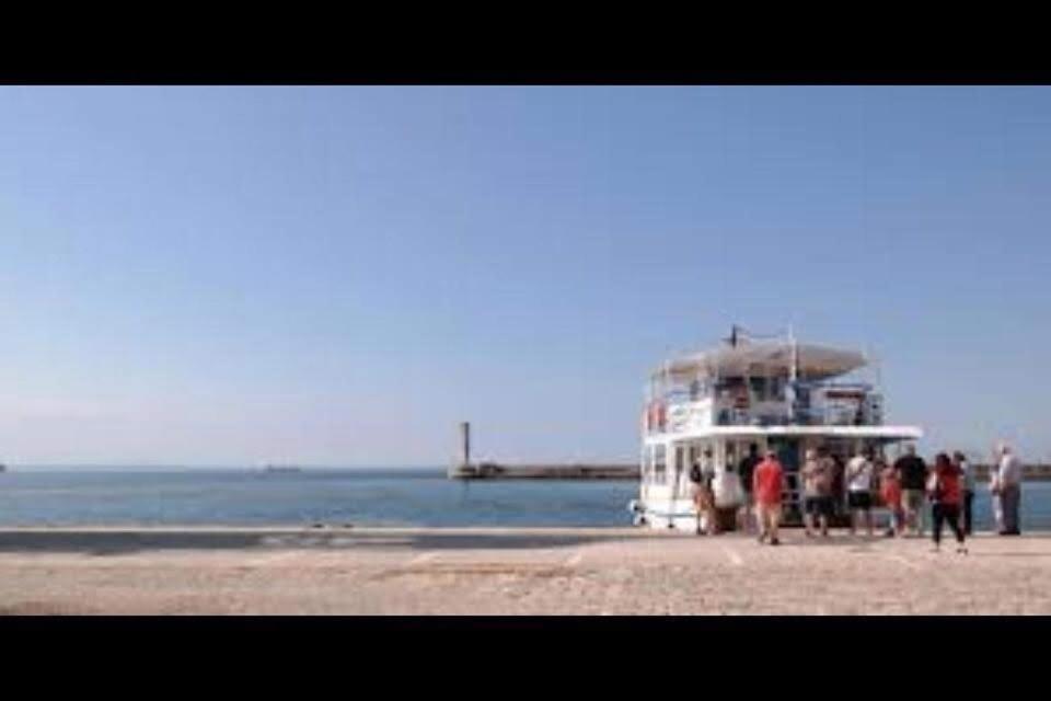 Apartment By The Sea,Neoi Epivates Beach, Thessaloniki Неи-Эпиватай Экстерьер фото